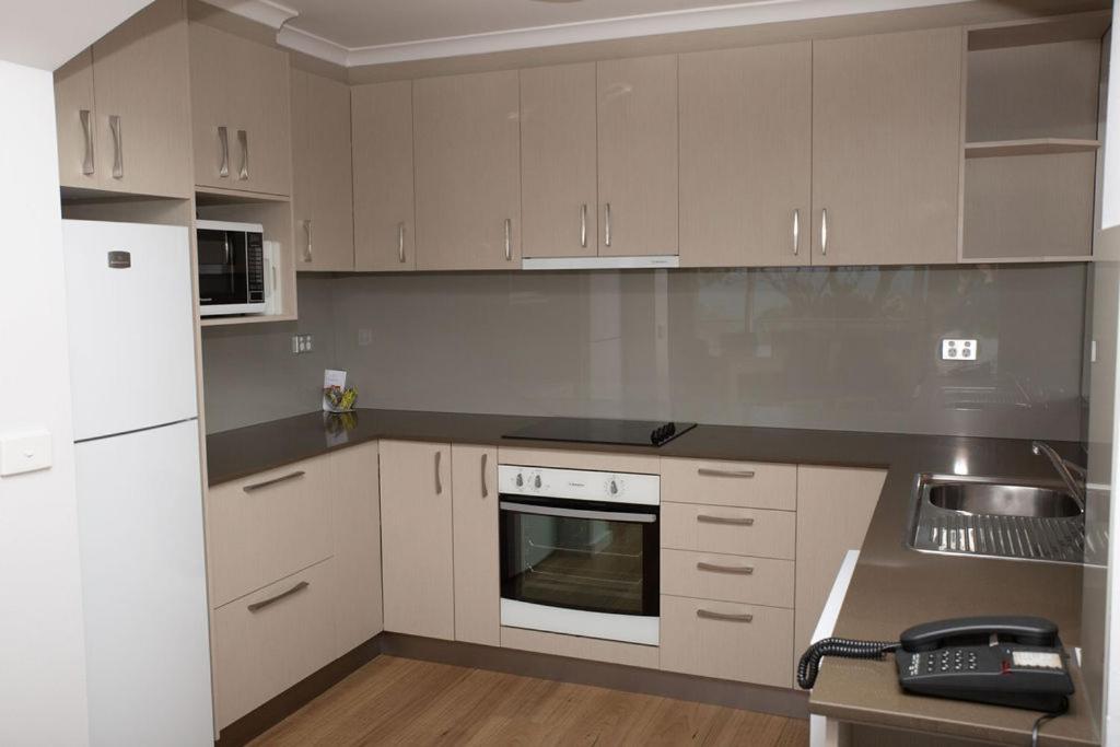Amooran Oceanside Apartments And Motel Narooma Εξωτερικό φωτογραφία