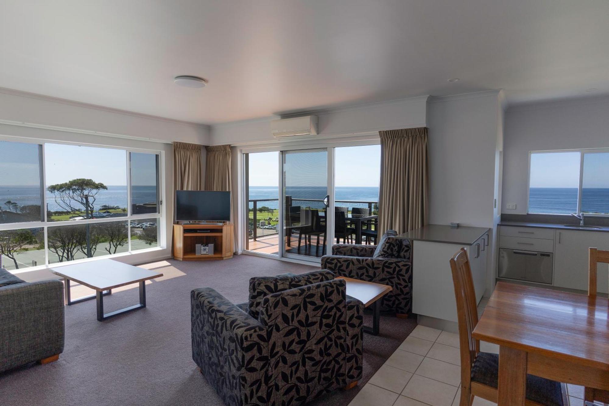 Amooran Oceanside Apartments And Motel Narooma Εξωτερικό φωτογραφία